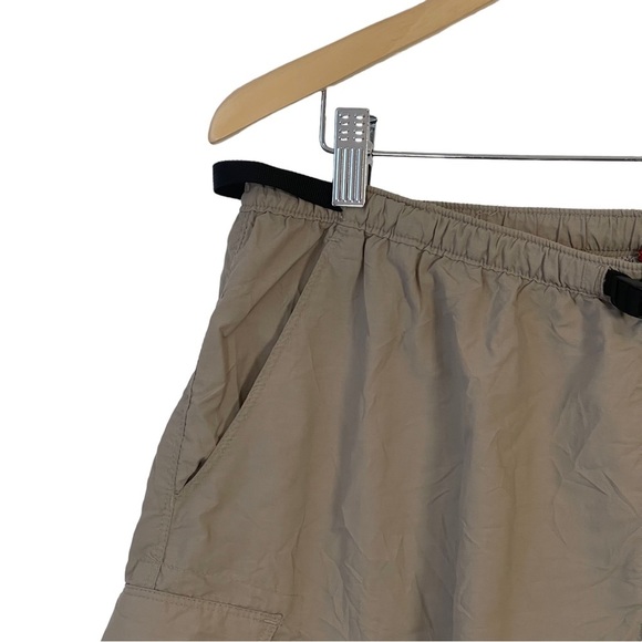 The North Face Tan Beige Flat Front Mesh Lined Nylon Hiking Activewear Shorts - Picture 3 of 13